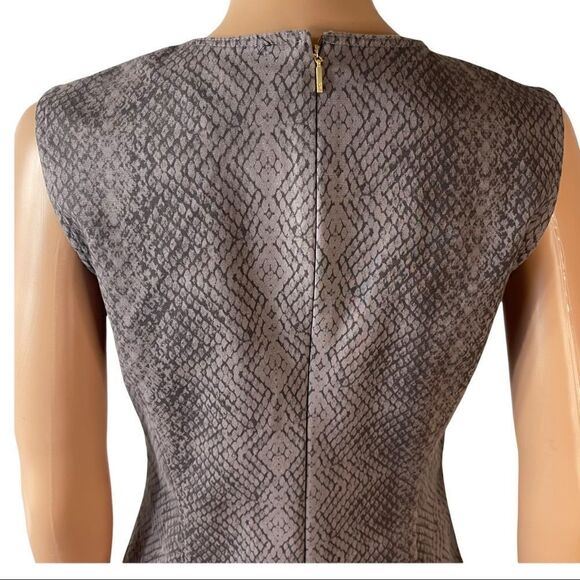 DONNA KARAN Snakeskin Zip Pocket Sheath Dress SIZE 6 - Picture 7 of 16